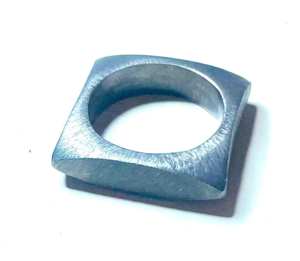 Anillo CUADRATURA